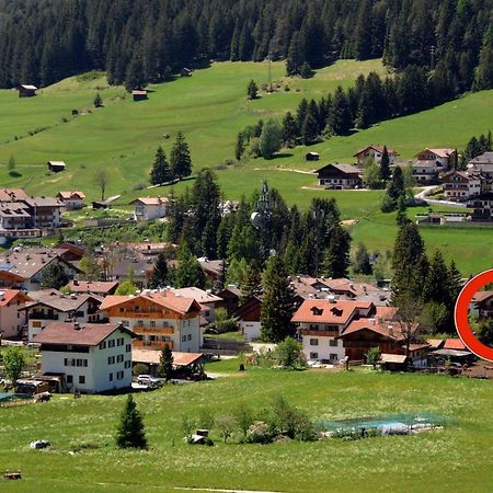 Casa Guido E Laura Apartment Pozza di Fassa Ngoại thất bức ảnh
