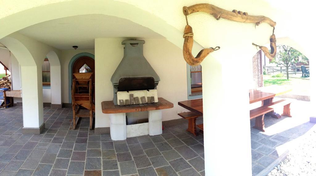 Casa Guido E Laura Apartment Pozza di Fassa Ngoại thất bức ảnh
