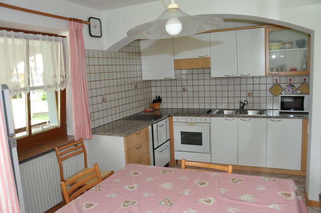 Casa Guido E Laura Apartment Pozza di Fassa Ngoại thất bức ảnh